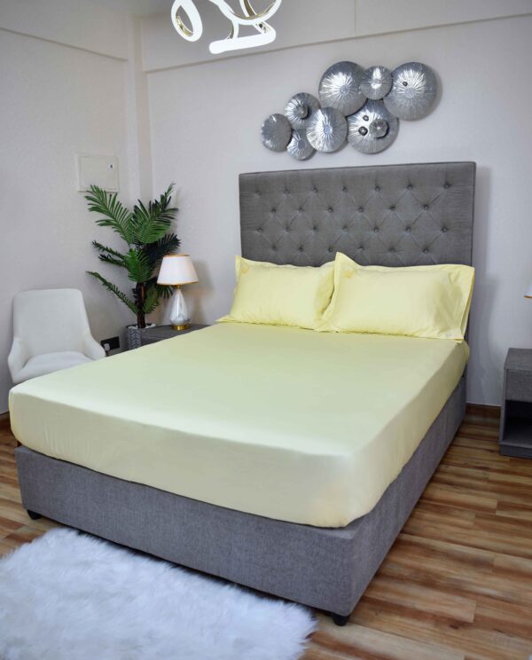 Golden Mute Cotton-Blend Bedding Set